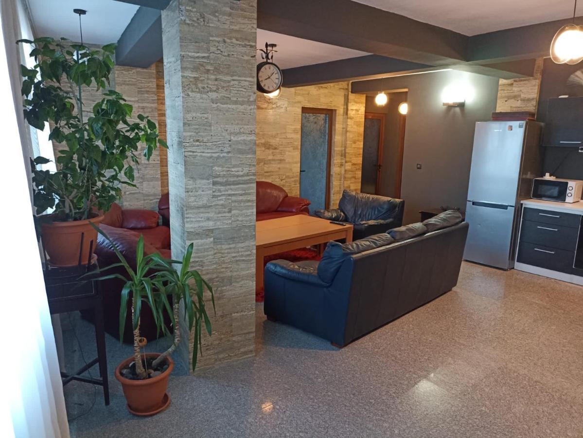 Central Residence Constanta Bagian luar foto